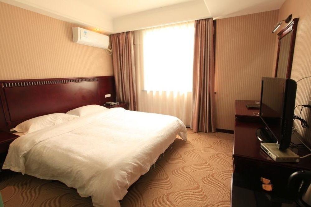 Yangshuo Hua Xiang Man Ting West Street Hotel Exterior photo